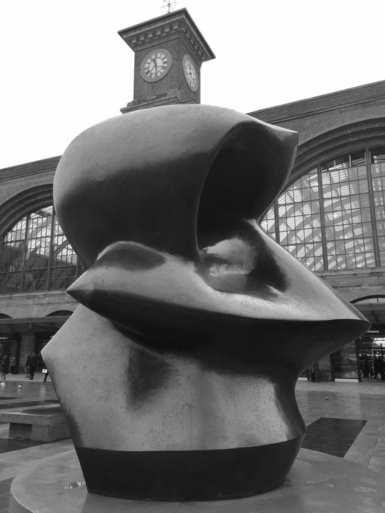 RT @BrutalHouse: Henry Moore at…